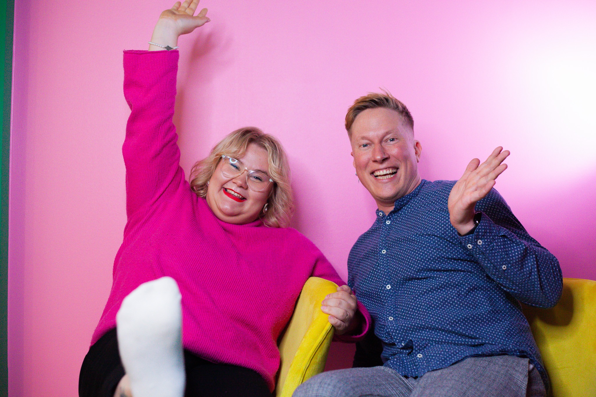 Kasvussa Oy:n Noora Hyttinen ja Jussi Haavisto kutsuvat organisaatioita rakentamaan yhdessä työelämää, jossa dialogi näkyy arjessa